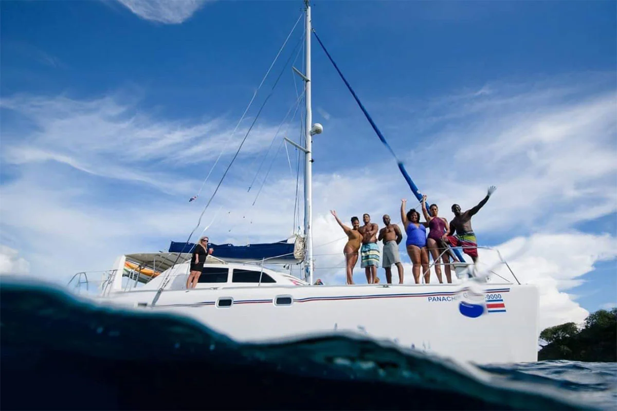 home-paseo-catamaran-2h
