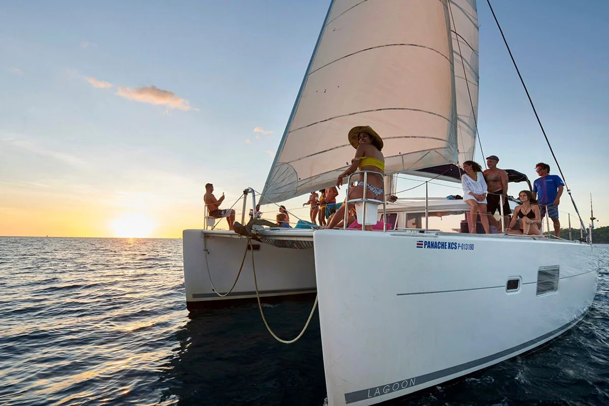 Paseo en Catamarán